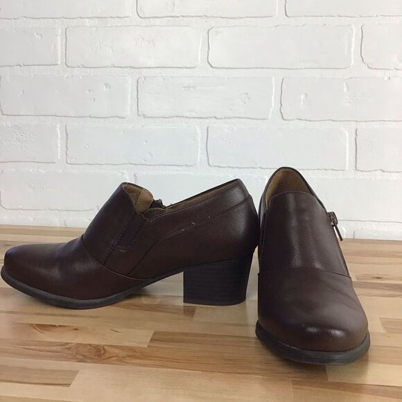 NATURAL Soul brown leather chunky heeled shoes round toe comfortable size 7.5 - Picture 6 of 15